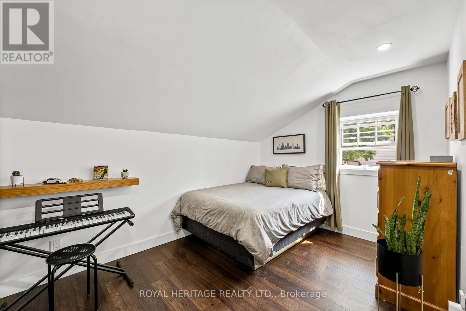 Photo 41 of 73 Prince Edward Street, Brighton ON
