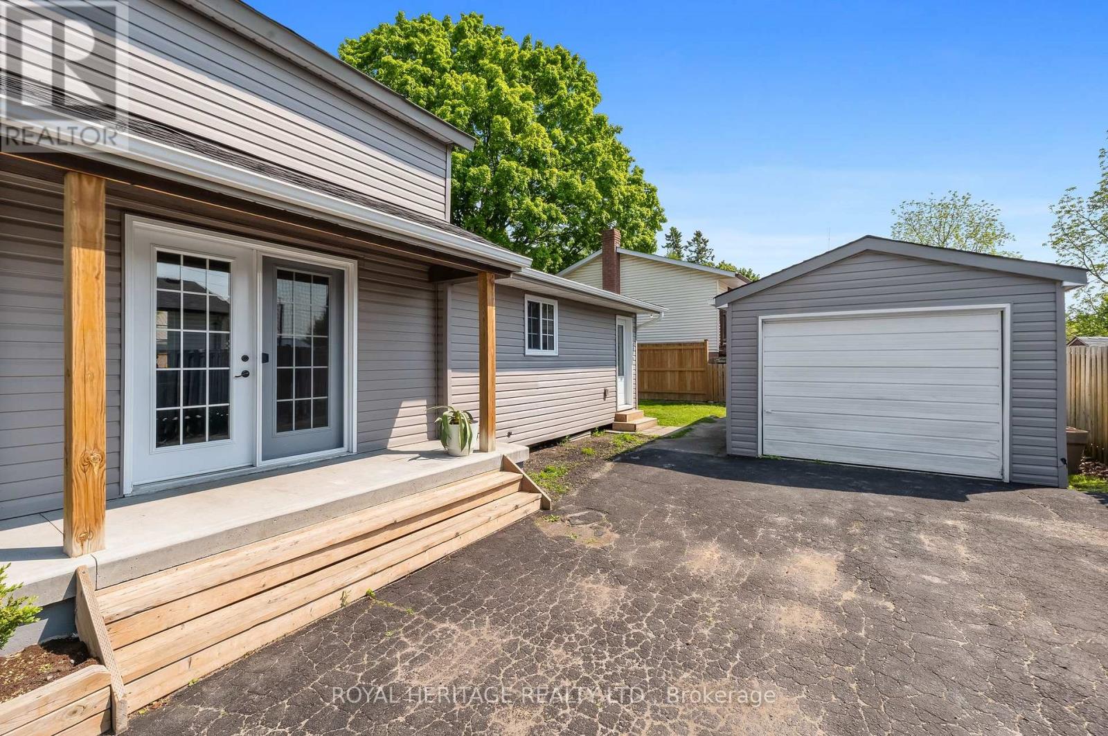 Photo 10 of 73 Prince Edward Street, Brighton ON