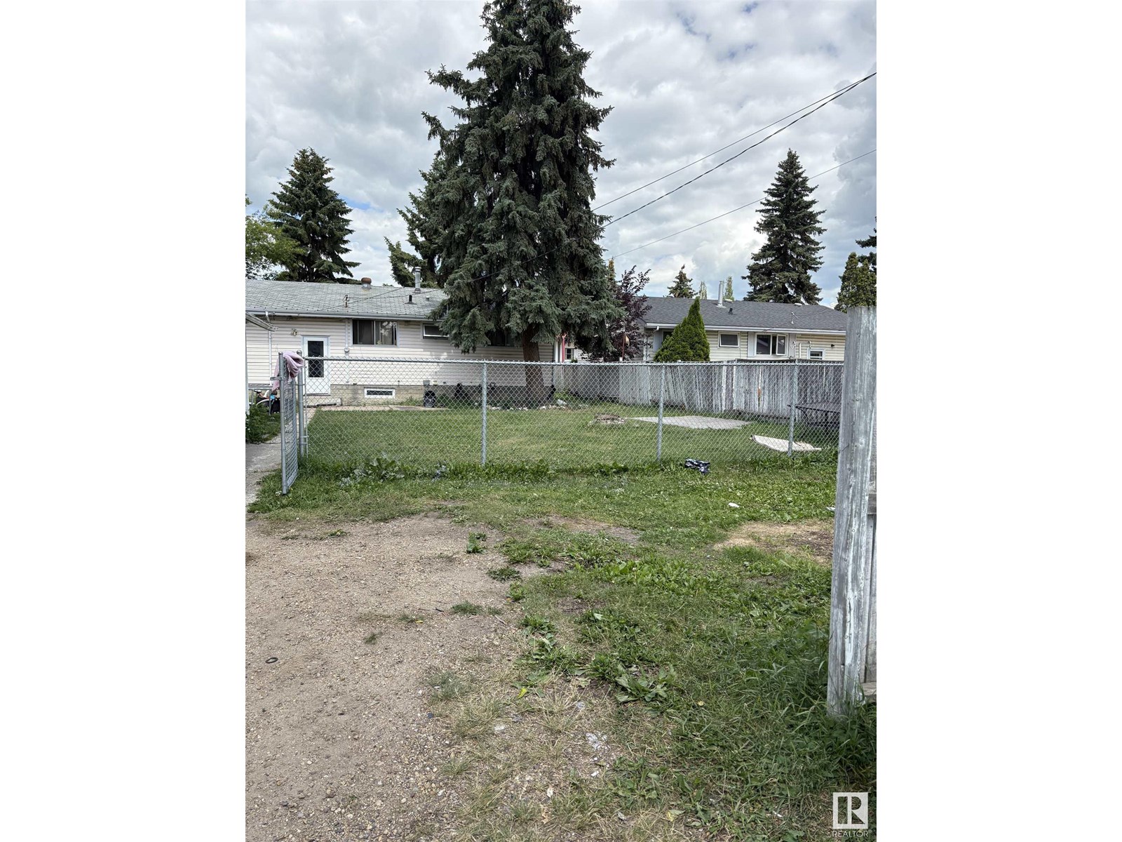 Photo 6 of 10115 135 Av Nw, Edmonton AB