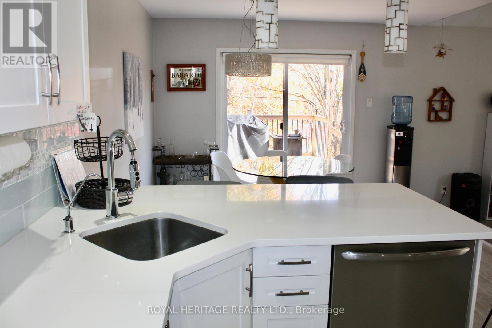 Photo 1 of 2331 Lakeside Road, Dourodummer ON