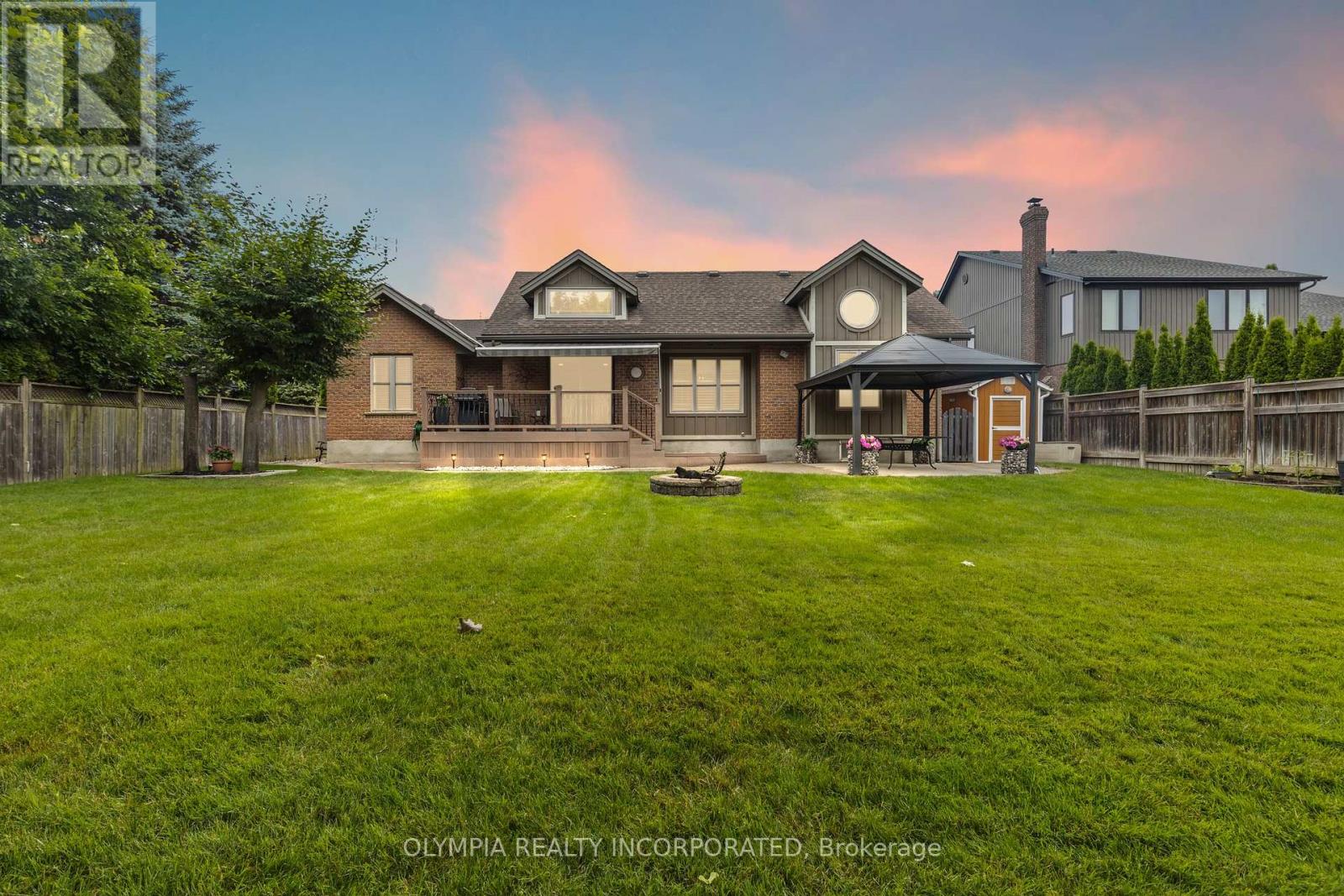 Photo 11 of 8198 Mount Olive Crescent, Niagara Falls ON