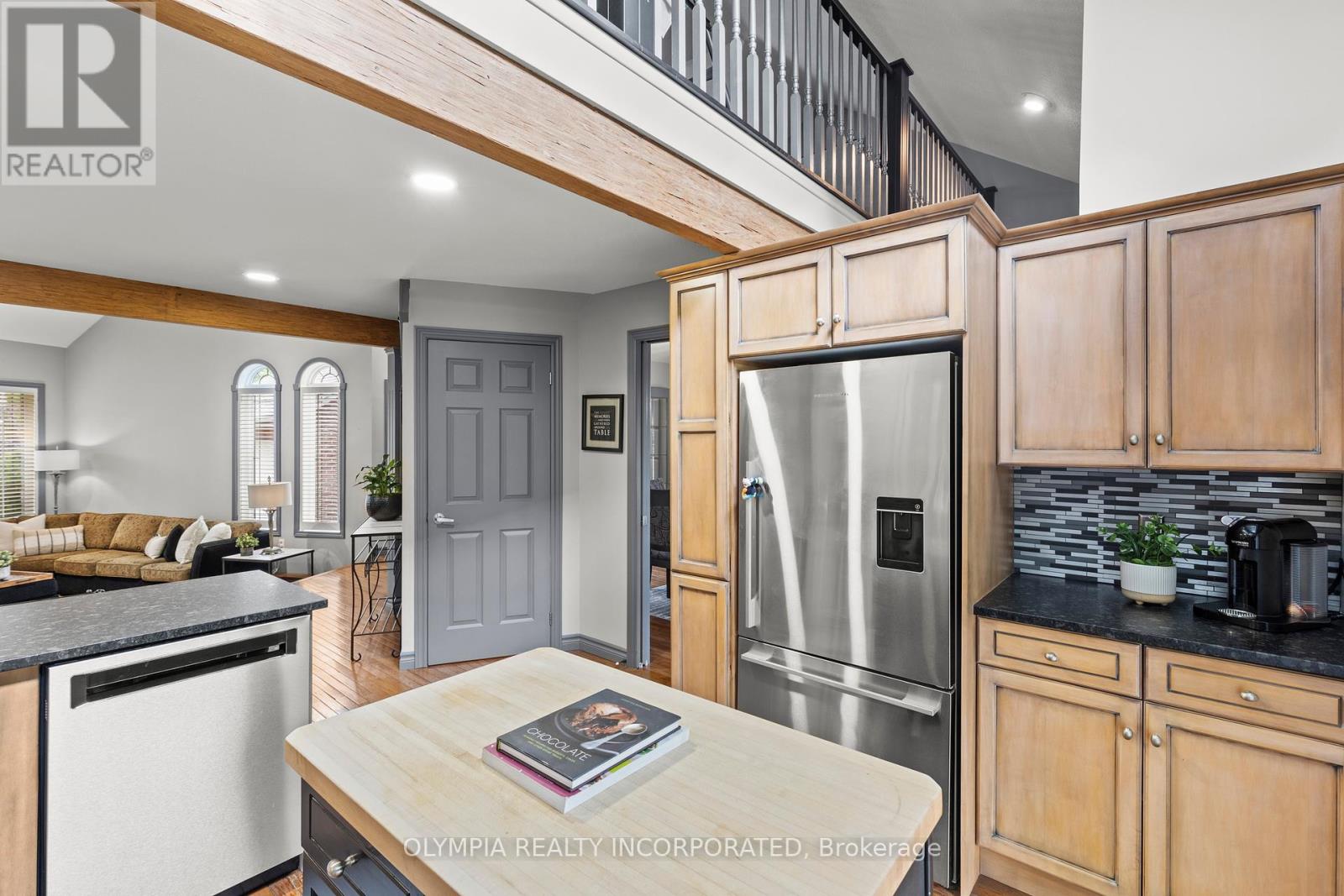 Photo 12 of 8198 Mount Olive Crescent, Niagara Falls ON