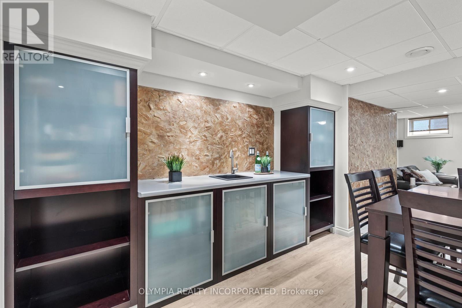 Photo 30 of 8198 Mount Olive Crescent, Niagara Falls ON