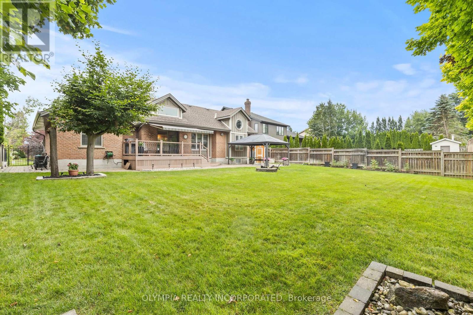 Photo 37 of 8198 Mount Olive Crescent, Niagara Falls ON