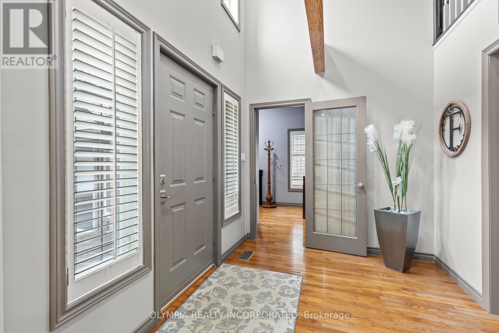 Photo 4 of 8198 Mount Olive Crescent, Niagara Falls ON