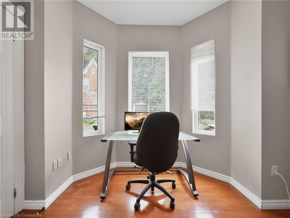 Photo 15 of 21 Foster Avenue, Hamilton ON