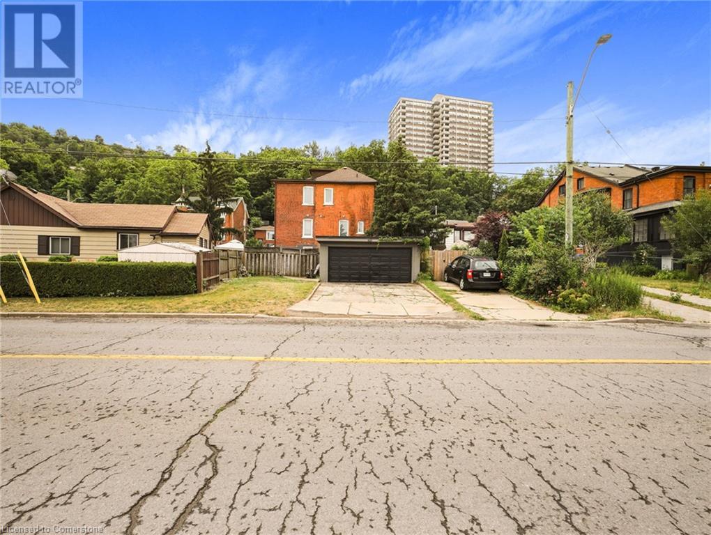 Photo 34 of 21 Foster Avenue, Hamilton ON