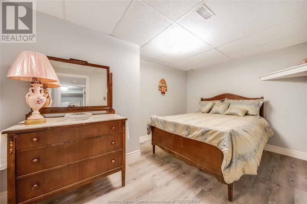Photo 33 of 1401 Front Road South, Amherstburg ON