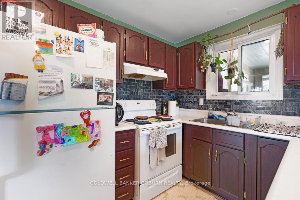 Photo 2 of 13191 Riverside Drive, South Dundas ON