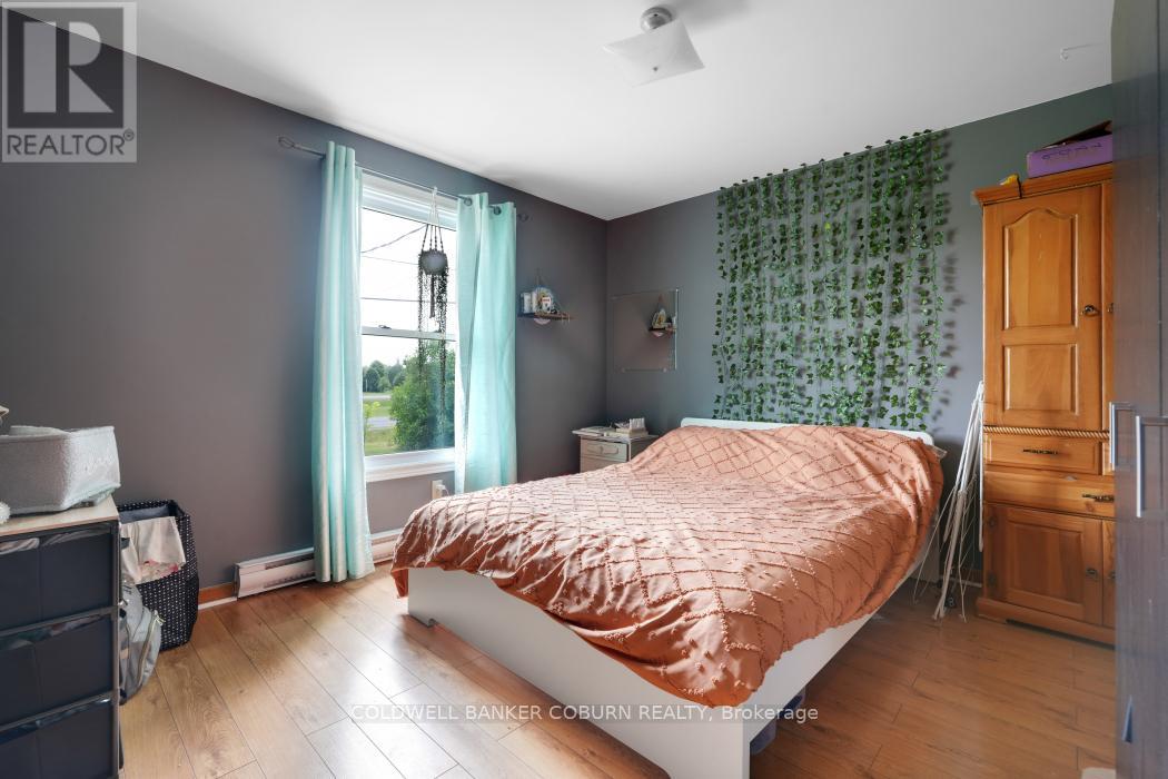 Photo 23 of 13191 Riverside Drive, South Dundas ON