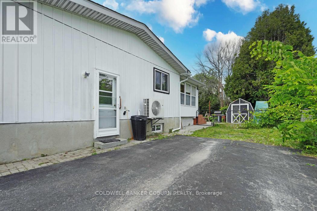 Photo 11 of 13191 Riverside Drive, South Dundas ON