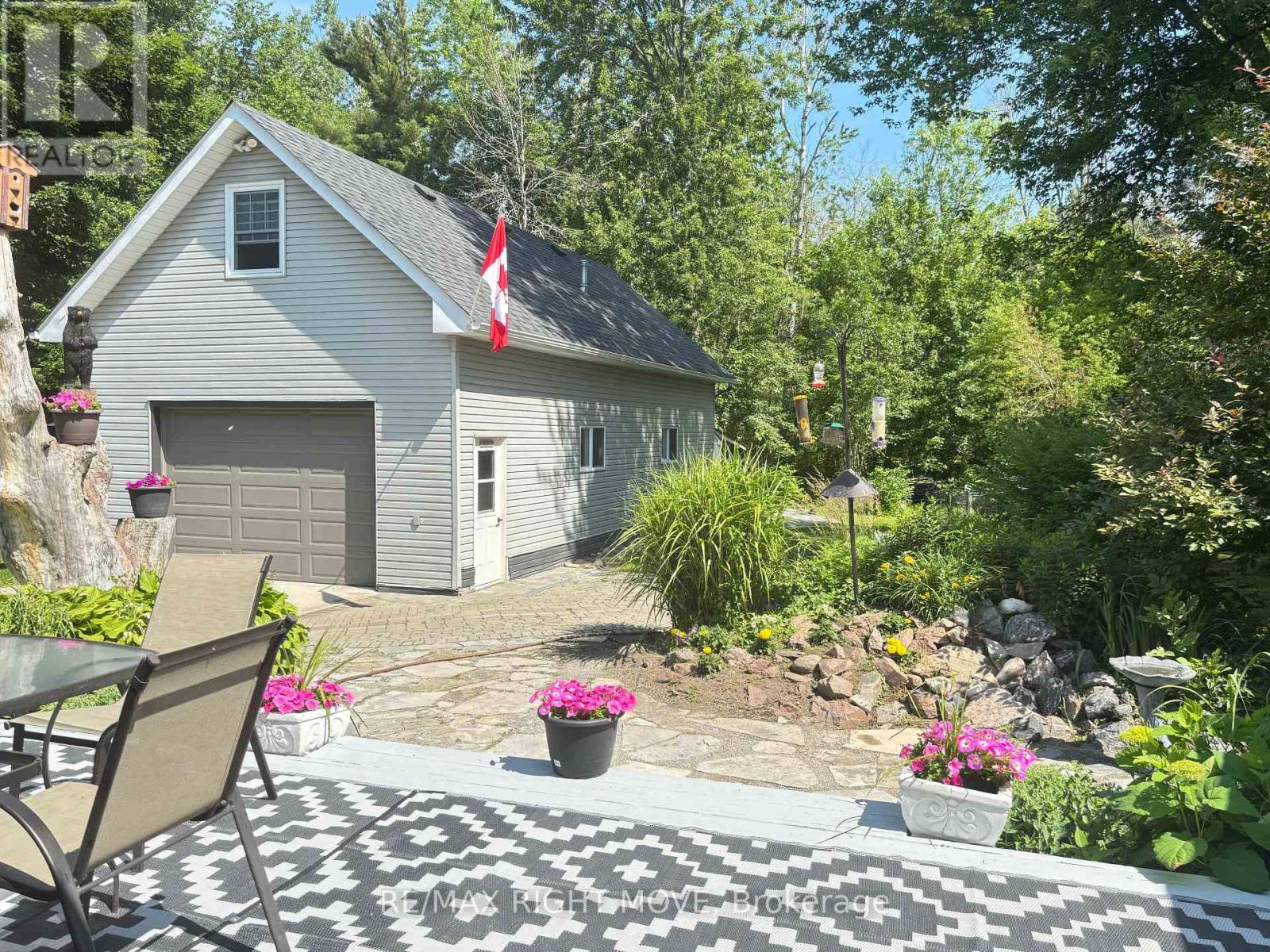 Photo 10 of 3705 Shadow Creek Road, Severn ON