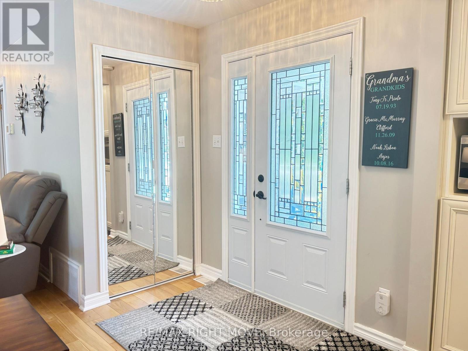 Photo 3 of 3705 Shadow Creek Road, Severn ON