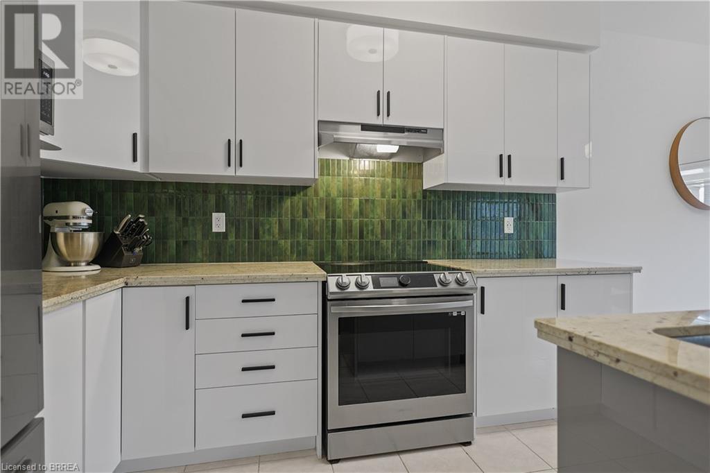 Photo 14 of 3 Tarrison Street, Brantford ON