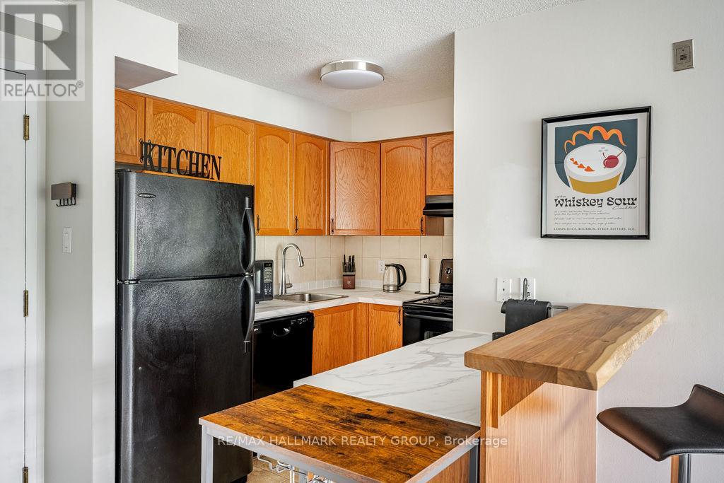 Photo 8 of 510 225 Alvin Road, Ottawa ON