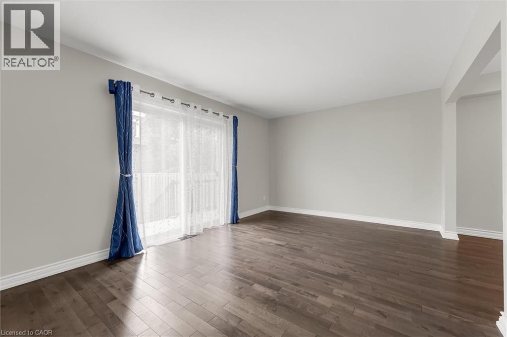 Photo 12 of 1531 Westminster Place, Burlington ON
