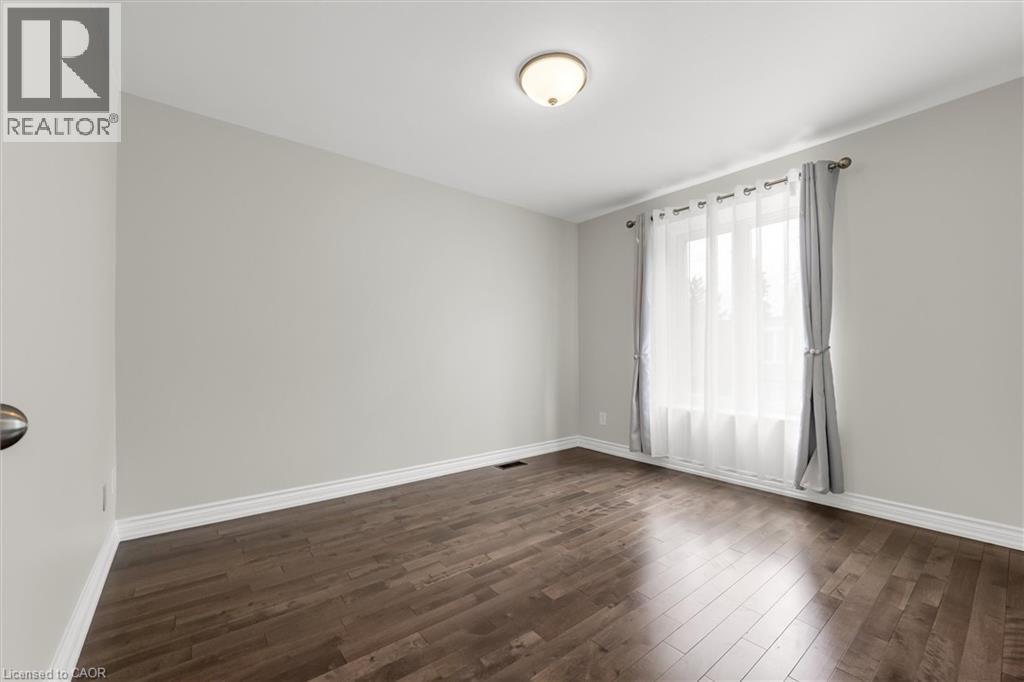 Photo 15 of 1531 Westminster Place, Burlington ON