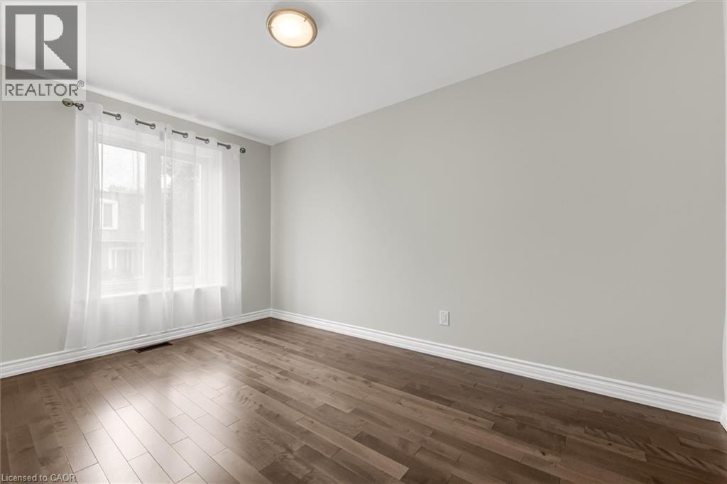 Photo 19 of 1531 Westminster Place, Burlington ON