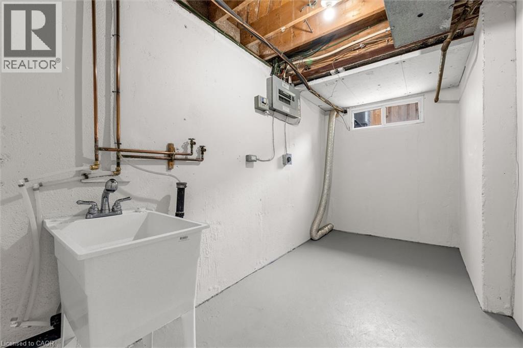 Photo 24 of 1531 Westminster Place, Burlington ON
