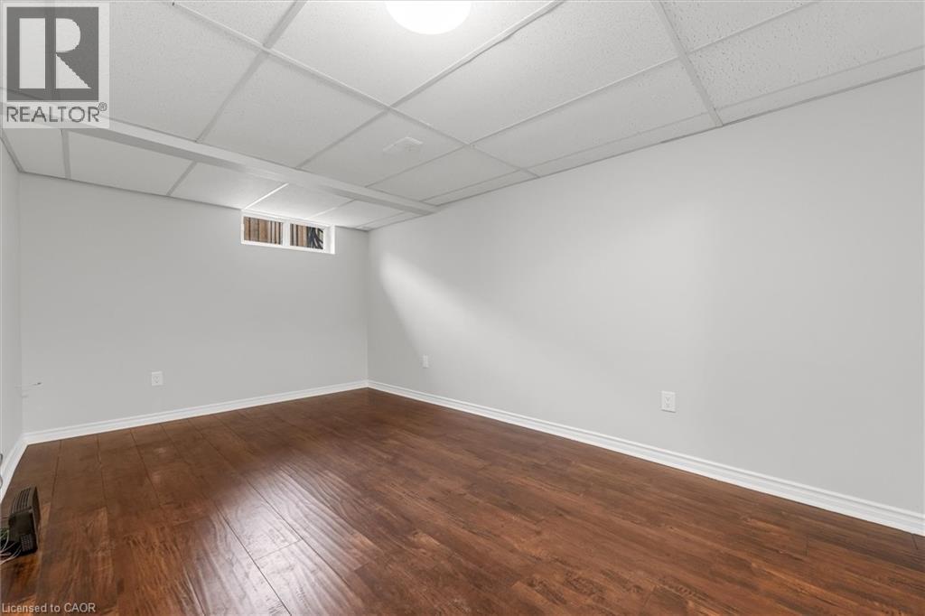 Photo 26 of 1531 Westminster Place, Burlington ON
