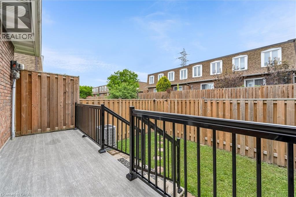 Photo 35 of 1531 Westminster Place, Burlington ON