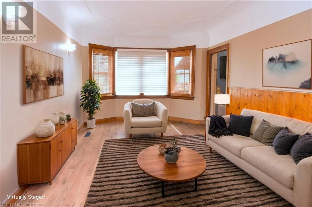 Photo 7 of 92 Gertrude Street, Hamilton ON