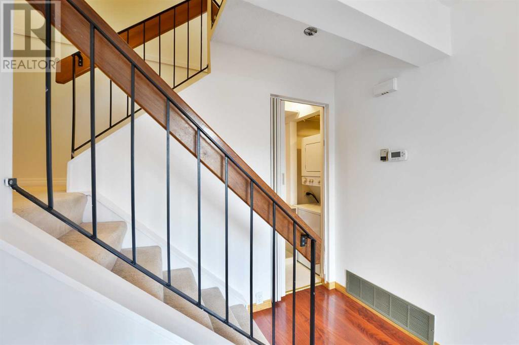 Single Family House for Sale in    Avenue NW Huntington Hills Calgary 
