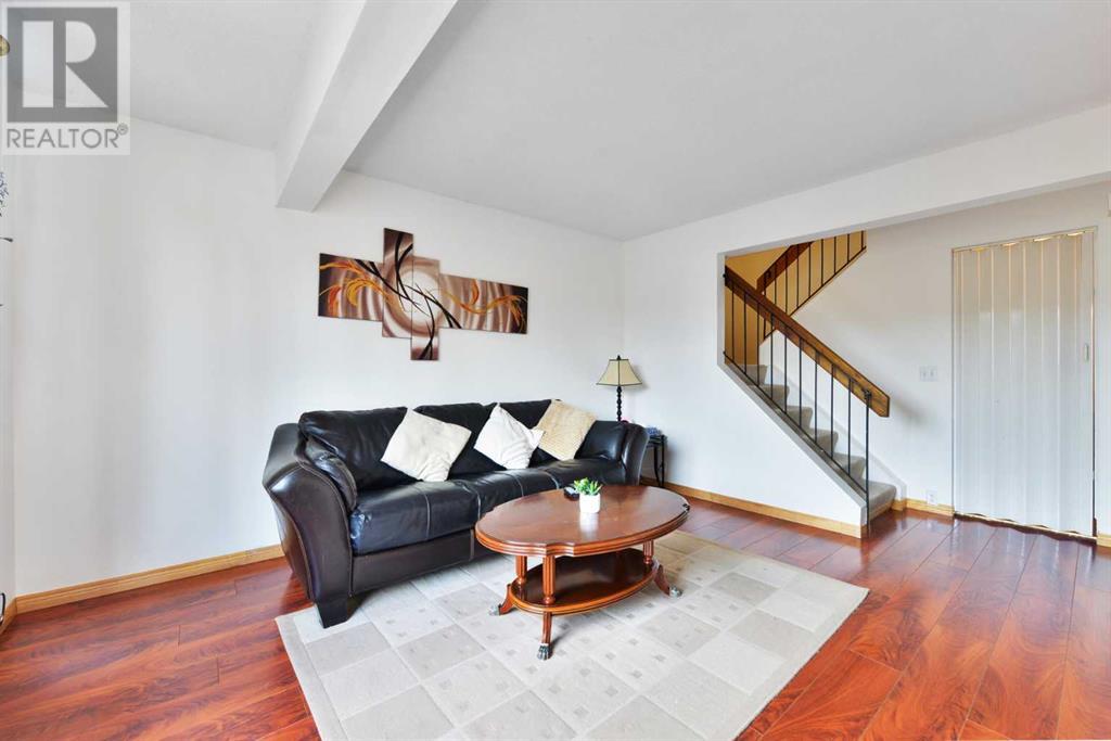 Single Family House for Sale in    Avenue NW Huntington Hills Calgary 