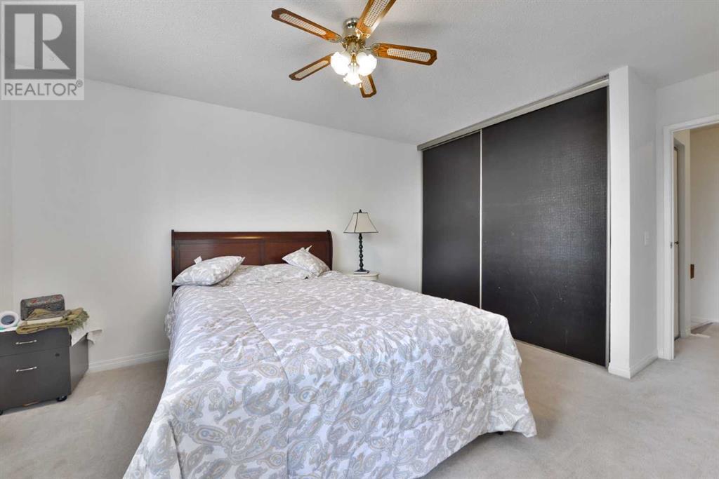 Single Family House for Sale in    Avenue NW Huntington Hills Calgary 