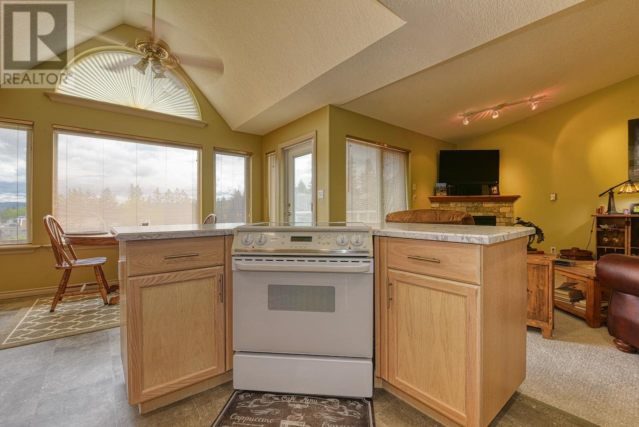 3 11 EAGLE CRESCENT, Williams Lake