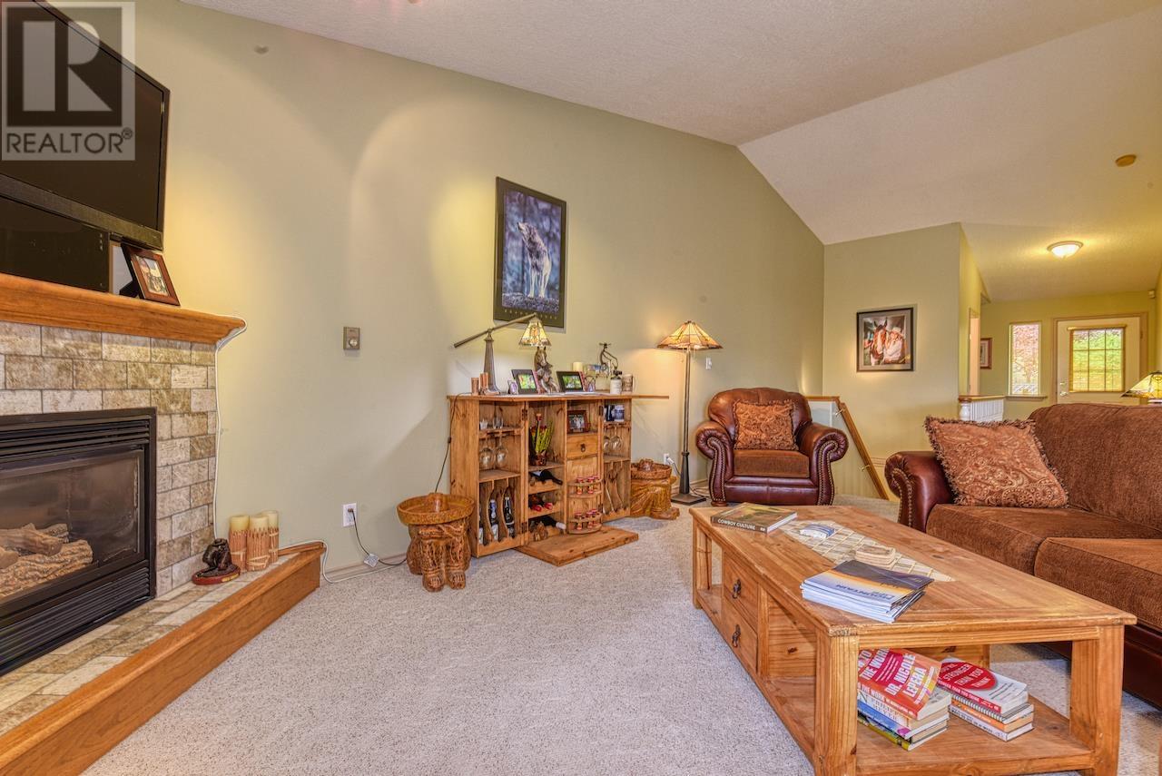 3 11 EAGLE CRESCENT, Williams Lake