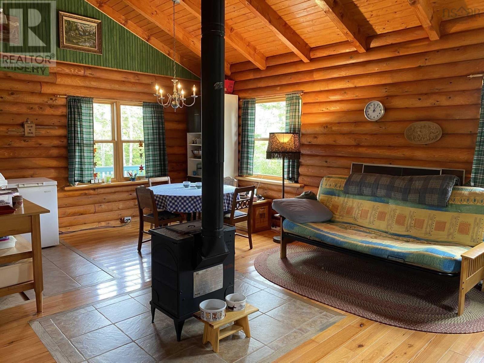 Property 5 of 11 of 6700 NS-211