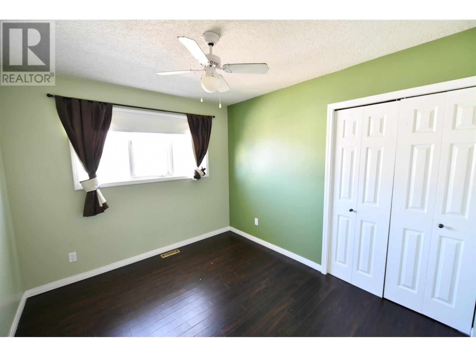 Photo 14 of 9908 114 Avenue, Fort St John BC