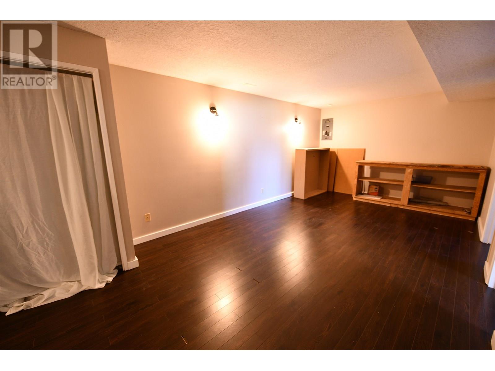 Photo 16 of 9908 114 Avenue, Fort St John BC
