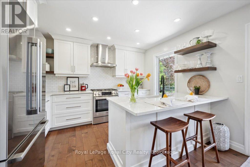 Photo 12 of 790 Dianne Crescent, Centre Wellington ON