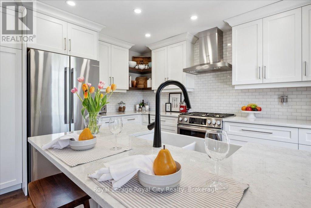 Photo 15 of 790 Dianne Crescent, Centre Wellington ON