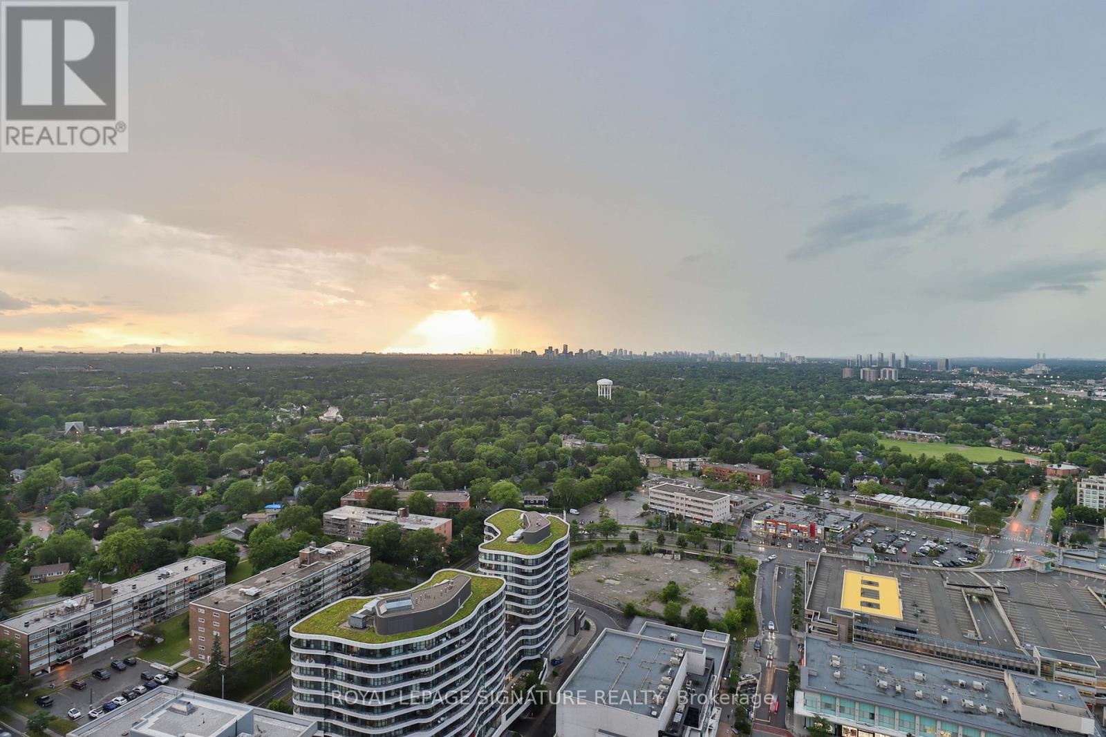 Photo 14 of 3205 50 Oneill Road, Toronto ON