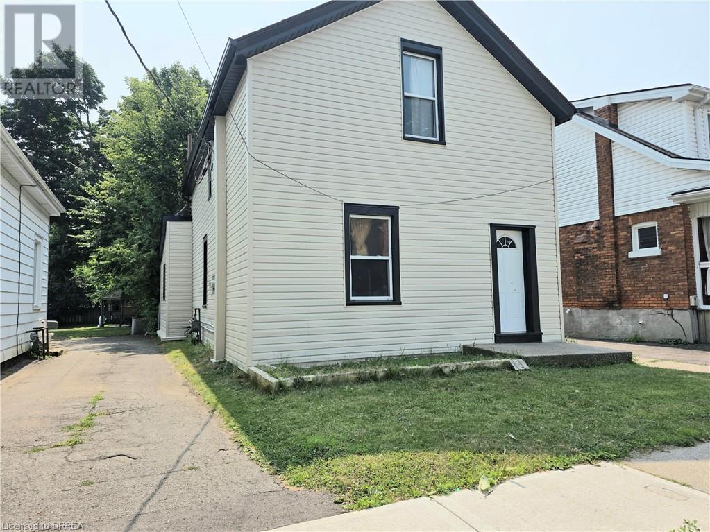 Photo 19 of 109 Sydenham Street, Brantford ON