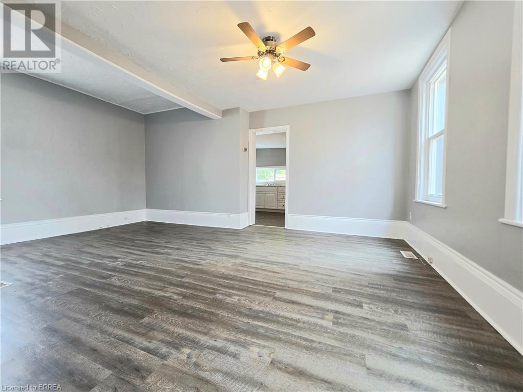 Photo 6 of 109 Sydenham Street, Brantford ON