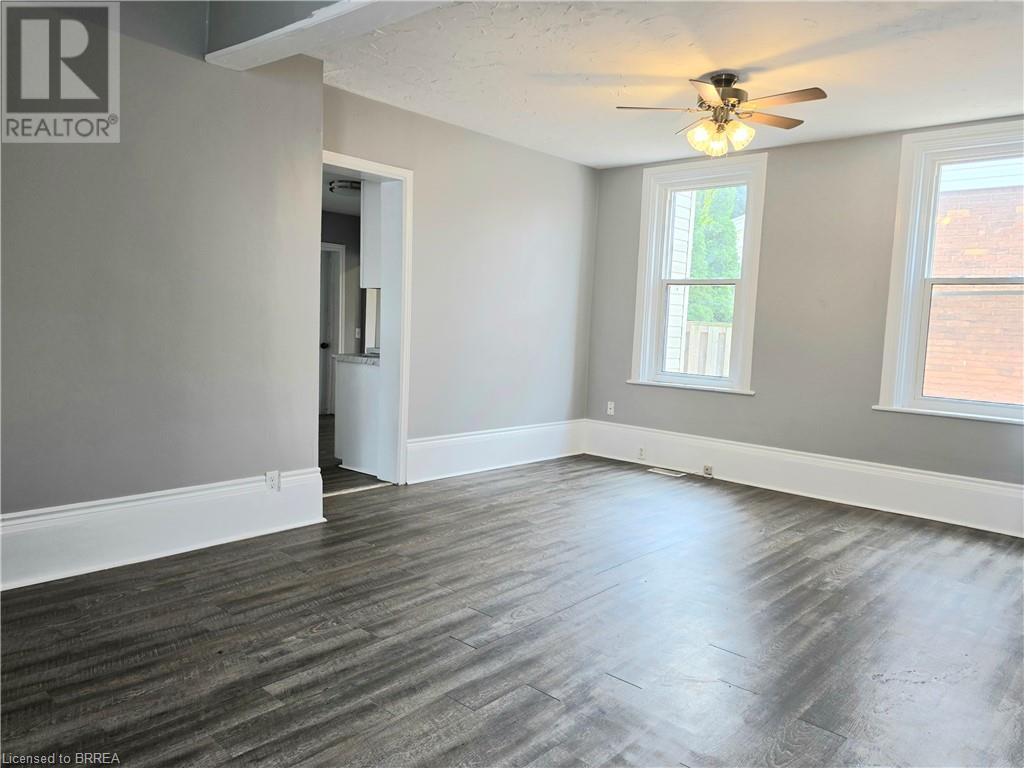 Photo 7 of 109 Sydenham Street, Brantford ON