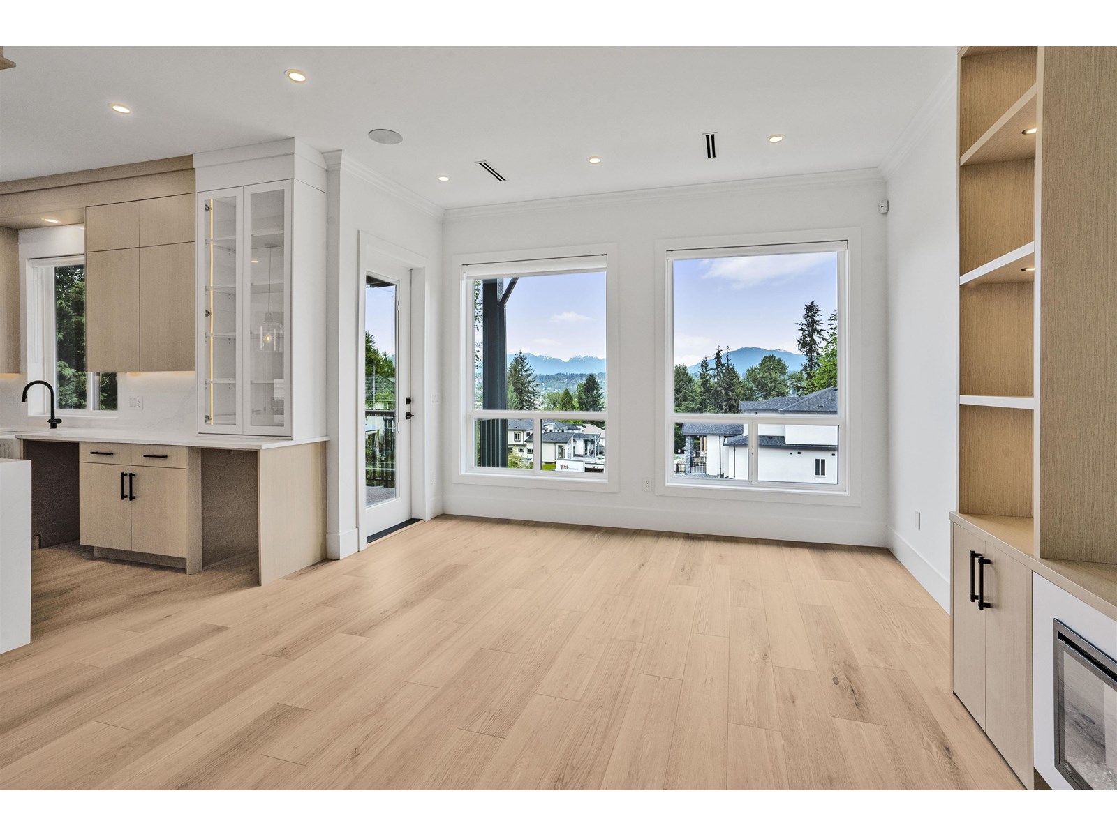 Photo 9 of 13865 114 Avenue, Surrey BC