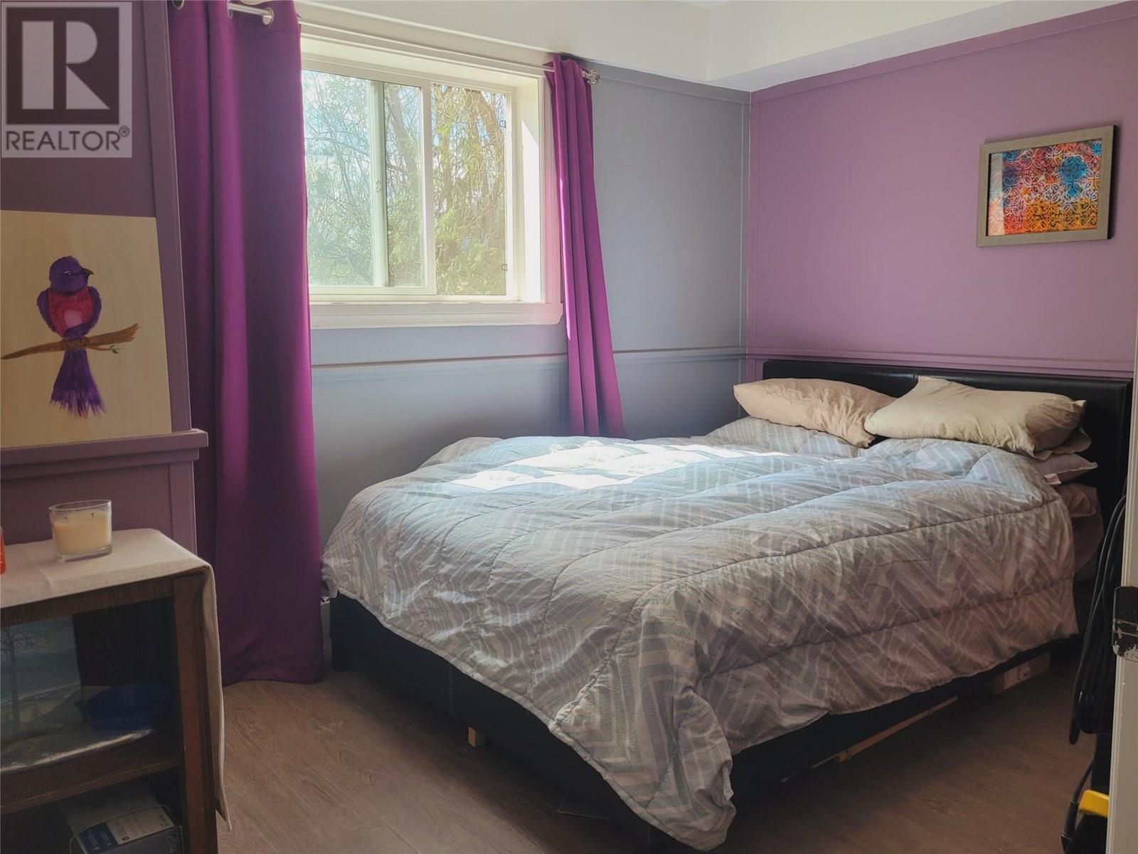 560 Station Road, Barriere