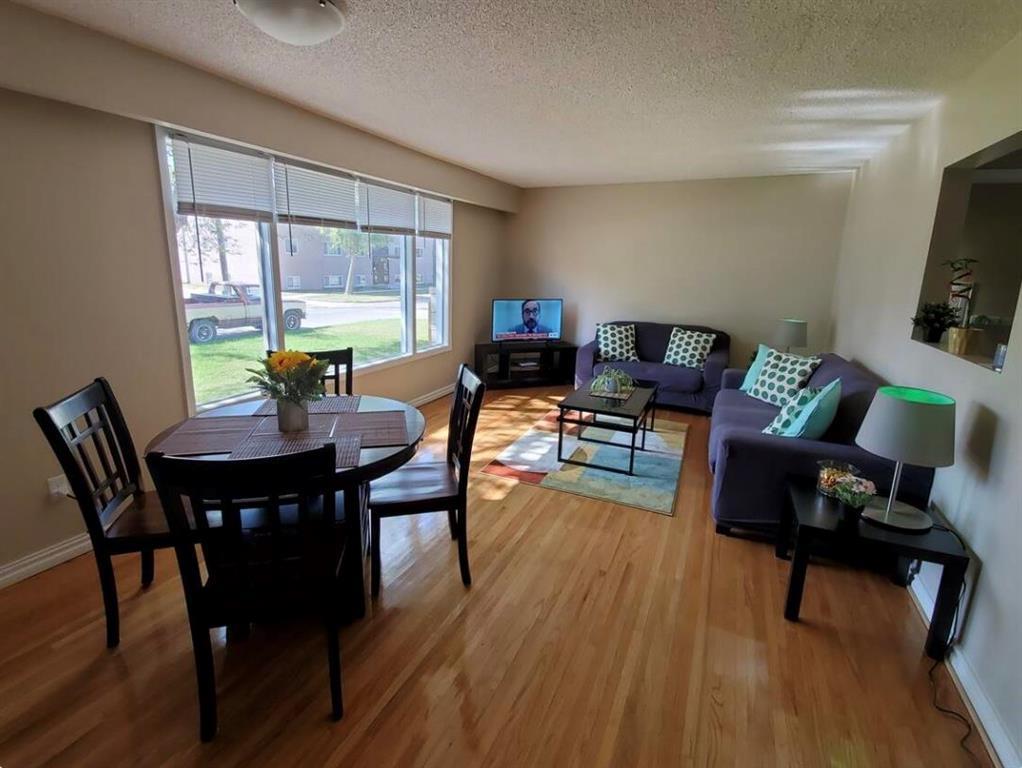 Photo 6 of 302 Leola Street, Winnipeg MB
