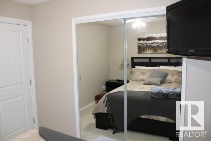 Photo 19 of 13304 70 St Nw, Edmonton AB
