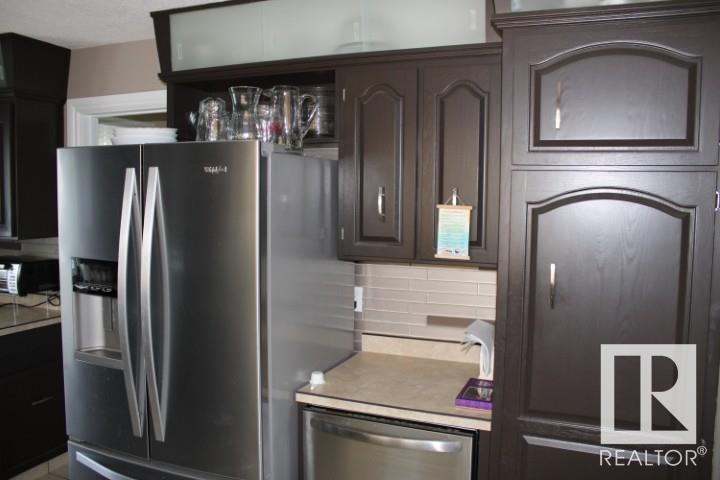 Photo 30 of 13304 70 St Nw, Edmonton AB