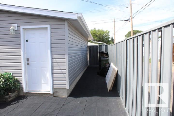 Photo 51 of 13304 70 St Nw, Edmonton AB