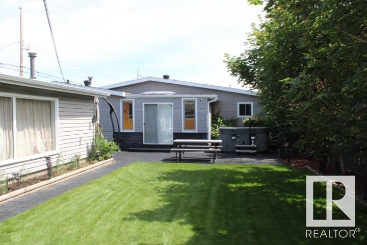 Photo 52 of 13304 70 St Nw, Edmonton AB