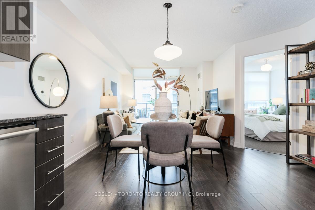Photo 14 of 720 812 Lansdowne Avenue, Toronto ON