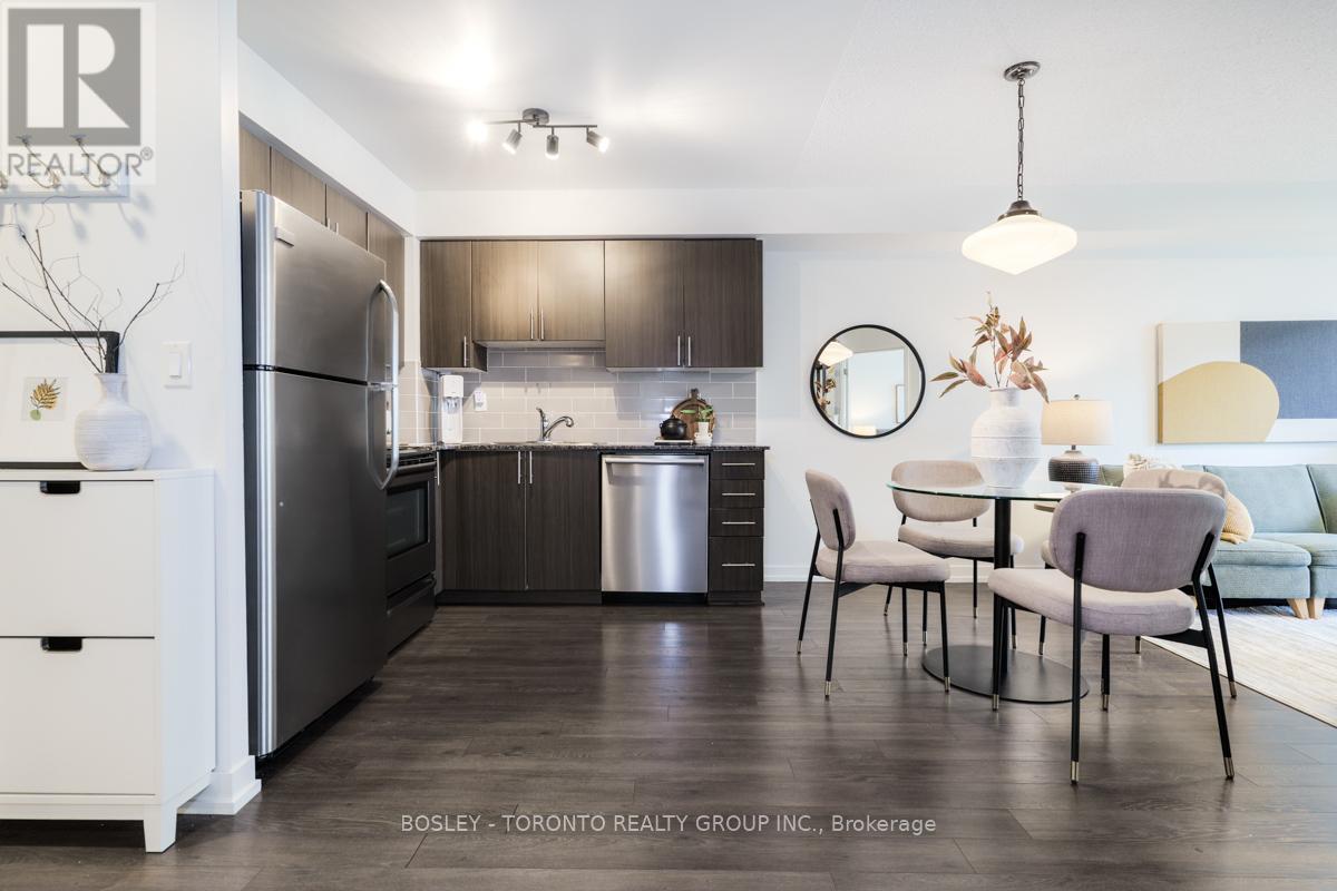 Photo 15 of 720 812 Lansdowne Avenue, Toronto ON