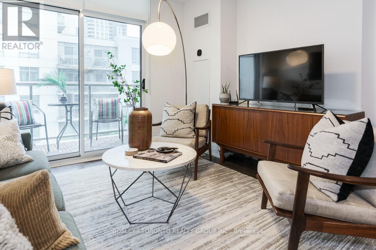 Photo 25 of 720 812 Lansdowne Avenue, Toronto ON